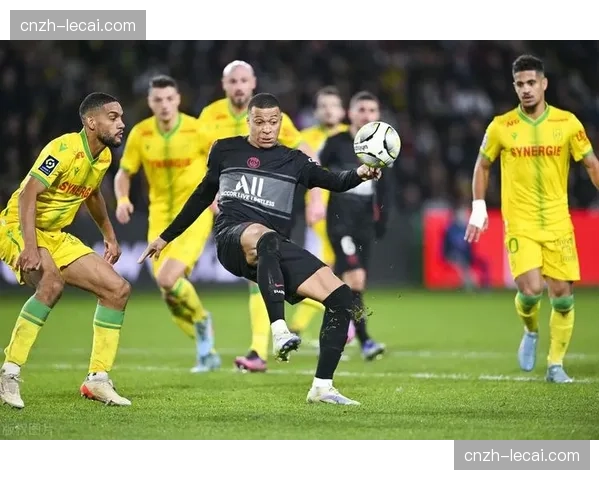 巴黎控球率74%传球成功率92% 中场完全掌控节奏